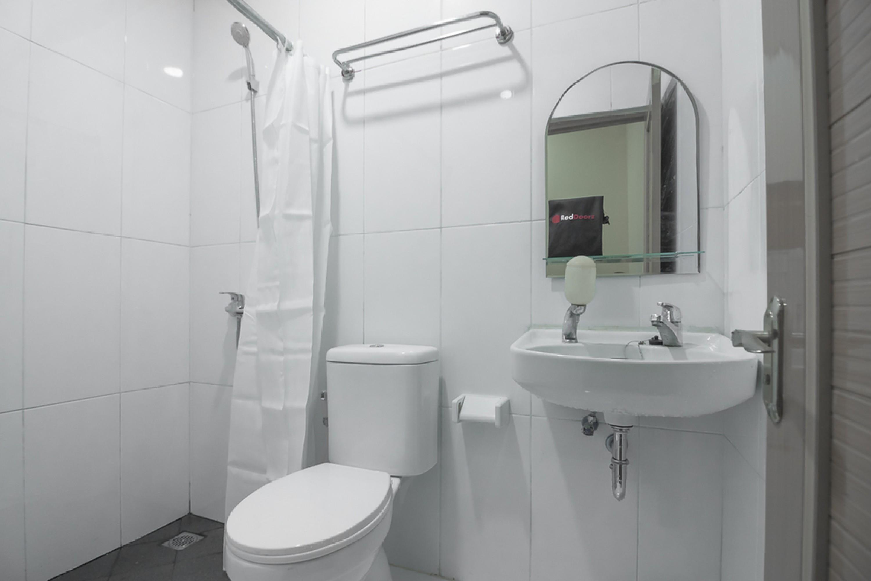 Reddoorz Near Itc Mangga Dua Hotel Jacarta Exterior foto